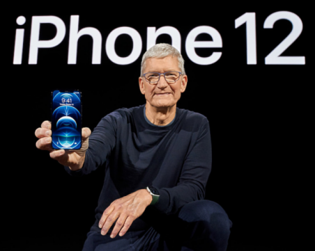 Apple с най-високи приходи в историята на смартфоните