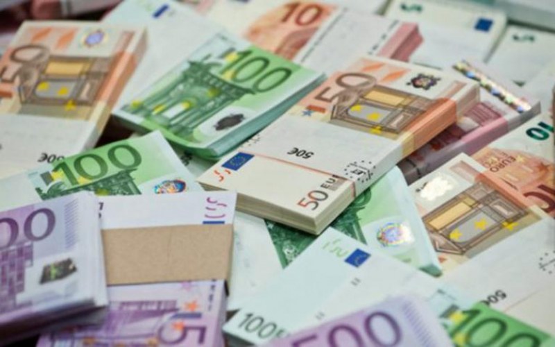 В Румъния иззеха близо половин милион фалшиви евро