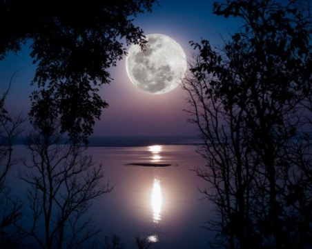 Ново изследване разкрива дали пълнолунието наистина влияе върху качеството на съня