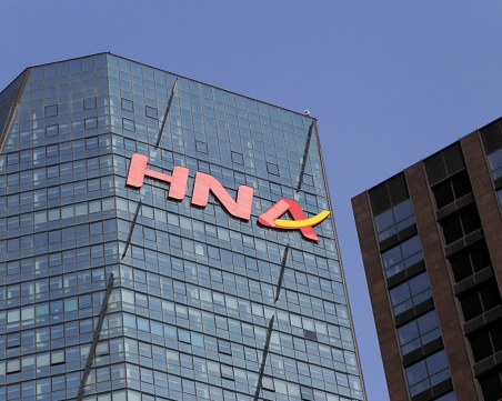 Китайският гигант, който за малко не взе Летище Пловдив, пред банкрут