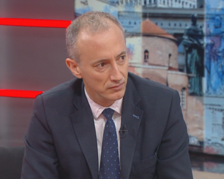 Вълчев: Над 300 училища избраха да учат през лятото за сметка на декември