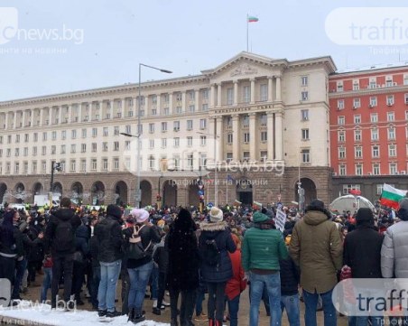 Алибегов: Проблемът е, че изобщо не се знае кога ще отворят заведенията