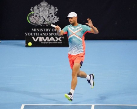 Димитър Кузманов стартира с успех на Чалънджър в Анталия