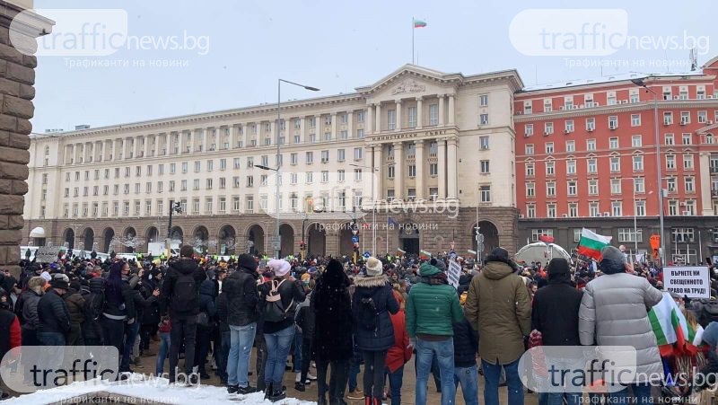 Алибегов: Проблемът е, че изобщо не се знае кога ще отворят заведенията