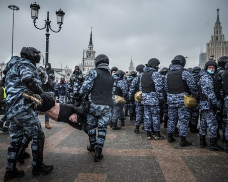 Борисов: Осъждаме действията на Русия към Навални и протестиращите