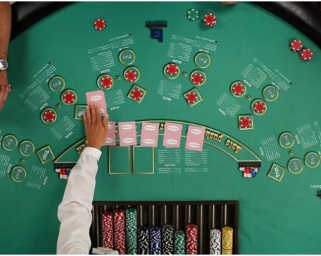 Усъвършенствайте се с безплатни покер игри