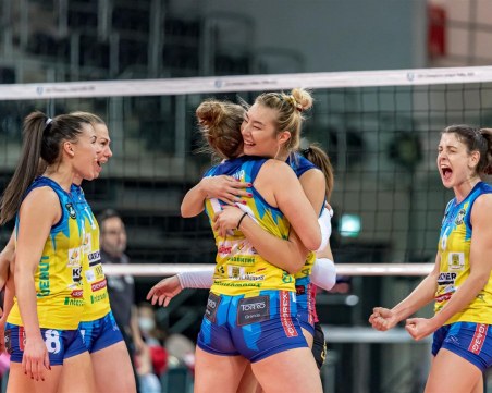 Марица беше близо до нещо повече, но стартира със загуба Шампионската лига в Полша