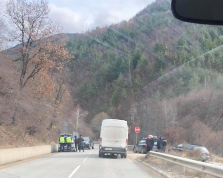 Три коли се удариха в района на Нареченски бани