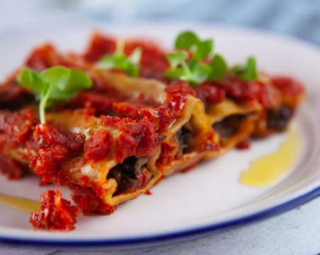 Италия у дома: канелони с мащерка и печурки