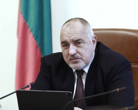 Правителството отпуска 20 млн. лв за модерни центрове в училищата