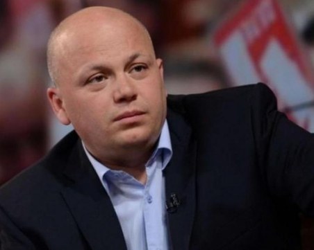 Депутат от БСП: Не е обсъждан друг кандидат за президент освен Радев