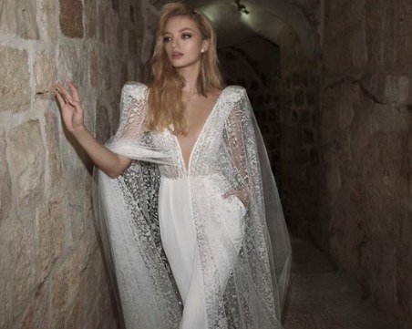 Нова модна тенденция: Бели гащеризони като заместител на сватбени рокли