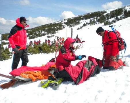 Напрегната седмица за планинските спасители в Банско