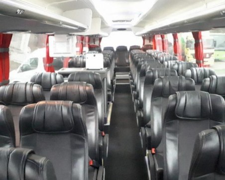 Пътници получиха SMS, че в автобуса има бомба! Отцепиха района