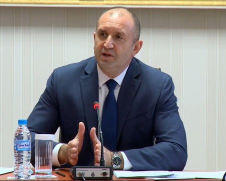 Президентът наложи поредно вето