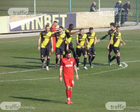 Ботев приключи с категоричен успех контролите