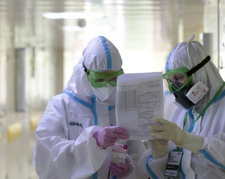 Починалите с COVID-19 в Русия - два пъти повече от обявените?