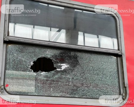 Шеф в БДЖ: Наказани за хвърляне на камъни по влакове досега няма