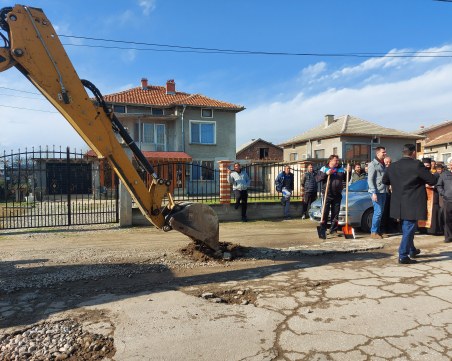 Започват основни ремонти на две улици в село Цалапица