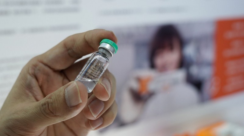 Македонците ще се ваксинират с китайската ваксина