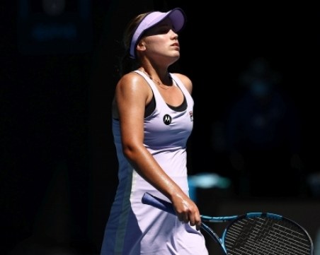 Шампионката на Аустрелиън оупън Кенин отпадна още във втория кръг