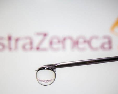 Директор на AstraZeneca: Нашата ваксина не е перфектна, но работи