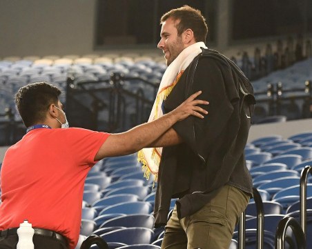 Изгониха феновете от Аустрелиън оупън по време на мач на Джокович