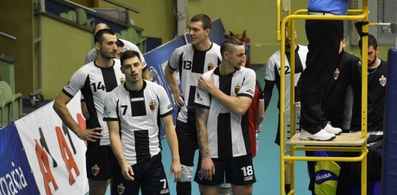 Волейболистите на Локомотив с пореден успех