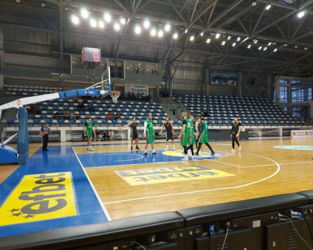 Академик изигра контрола с националния отбор