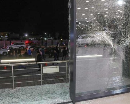 Aтака срещу американската авиобаза в Ирак уби цивилен