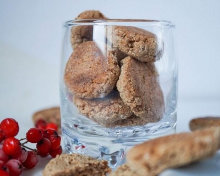 Една лесна рецепта за бисквитки с мед