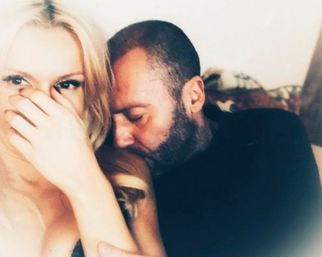 Мария Игнатова сюрпризира с романтичен фотос в компанията на любимия си