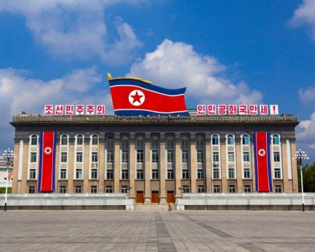 Северна Корея е обвинена в опит да открадне данни за ваксината на Pfizer