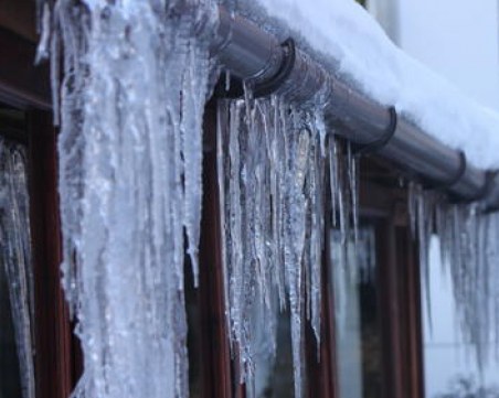 Висулка рани жена в центъра на София