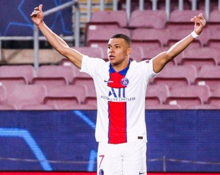 Мбапе съсипа Барса насред 