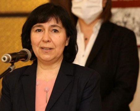 Експерт: Не трябва да има повече затягане на мерките, а по широка кампания за ваксините