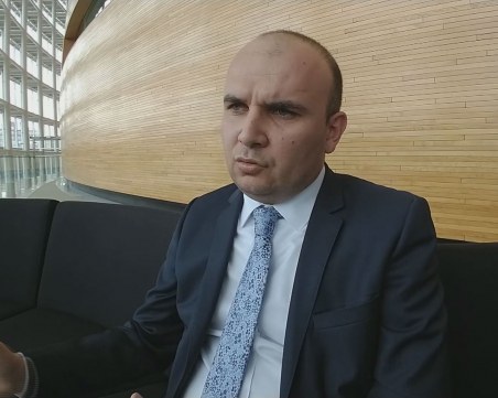 Евродепутат от ДПС: Една партия трудно би се справила с проблемите на страната
