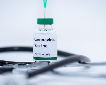 Китай провежда клинични изпитания с 16 ваксини срещу коронавирус