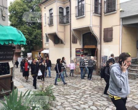 1 500 българи отбелязват професионалния си празник днес