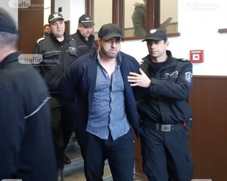 Обвиненият в изнасилване Пеньо Мангьров отново застава пред съда, разпитват свидетели по делото
