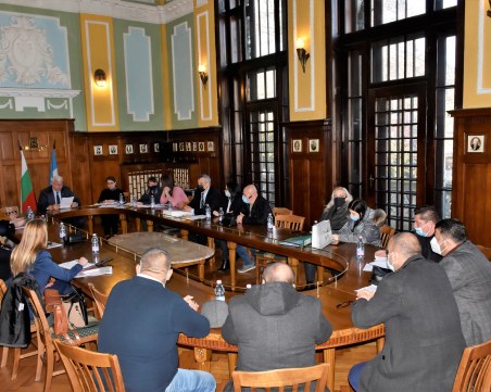 Разпределиха местата в изборните комисии в Пловдив, ГЕРБ взимат 1493 квоти