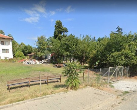 Надбягване с един кон – хотелиер купи терена на Община Пловдив в Лозенец за 254 хил. лева