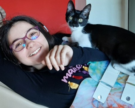 За три дни: 12-годишната Сияна събра необходимата сума за операцията си