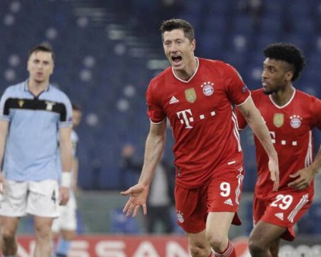 Левандовски изпревари Раул по голове в Шампионската лига