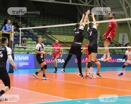 Волейболистите на Локо изиграха страхотен мач, но изпуснаха да изхвърлят шампиона Нефтохимик за Купата