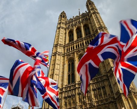 След Brexit и COVID-19: 1 милион чужденци са напуснали Великобритания