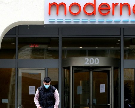 12 000 дози от Moderna пристигнаха у нас