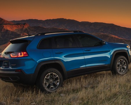 Индиански вожд иска Jeep да прекръсти легендарното си Сhеrоkее, компанията води преговори за името