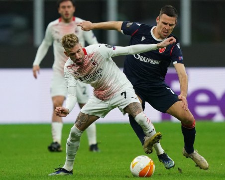 Милан се измъчи срещу Цървена звезда, Лестър и Байер Леверкузен аут (всички резултати от Лига Европа)