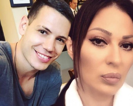 Цеца разкри дали се е разделила с младото си гадже